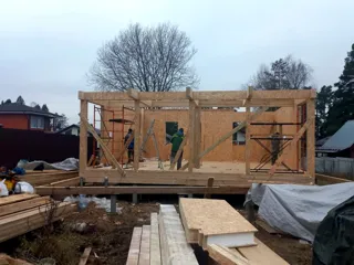Haus 142 m², individuelles Projekt, Siedlung „Fontainebleau“: Wandmontage