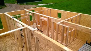 Haus nach Projekt „Narziss“, Dorf Artyukino: Innenwände