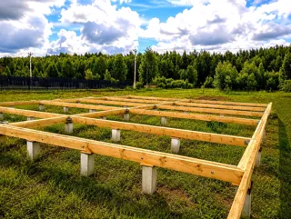 168,61 m² house built to a custom design, Yaroslavl Region: foundation and sill strapping