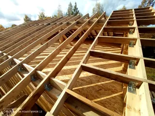 Haus nach Projekt „Dilischans 8x9“, Region Wologda: Dach