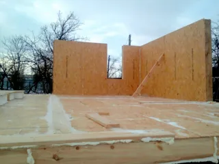 Özel projeli ev, Obninsk: duvar montajı