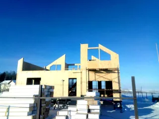 Haus nach individuellem Entwurf, Dorf Ivanovskoe: Wandmontage