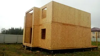 Custom-design house, Zhukovo village: second floor and attic floor