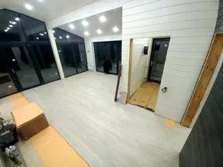 Showroom Barnhouse 76.3 in Kostroma: Innenausbau